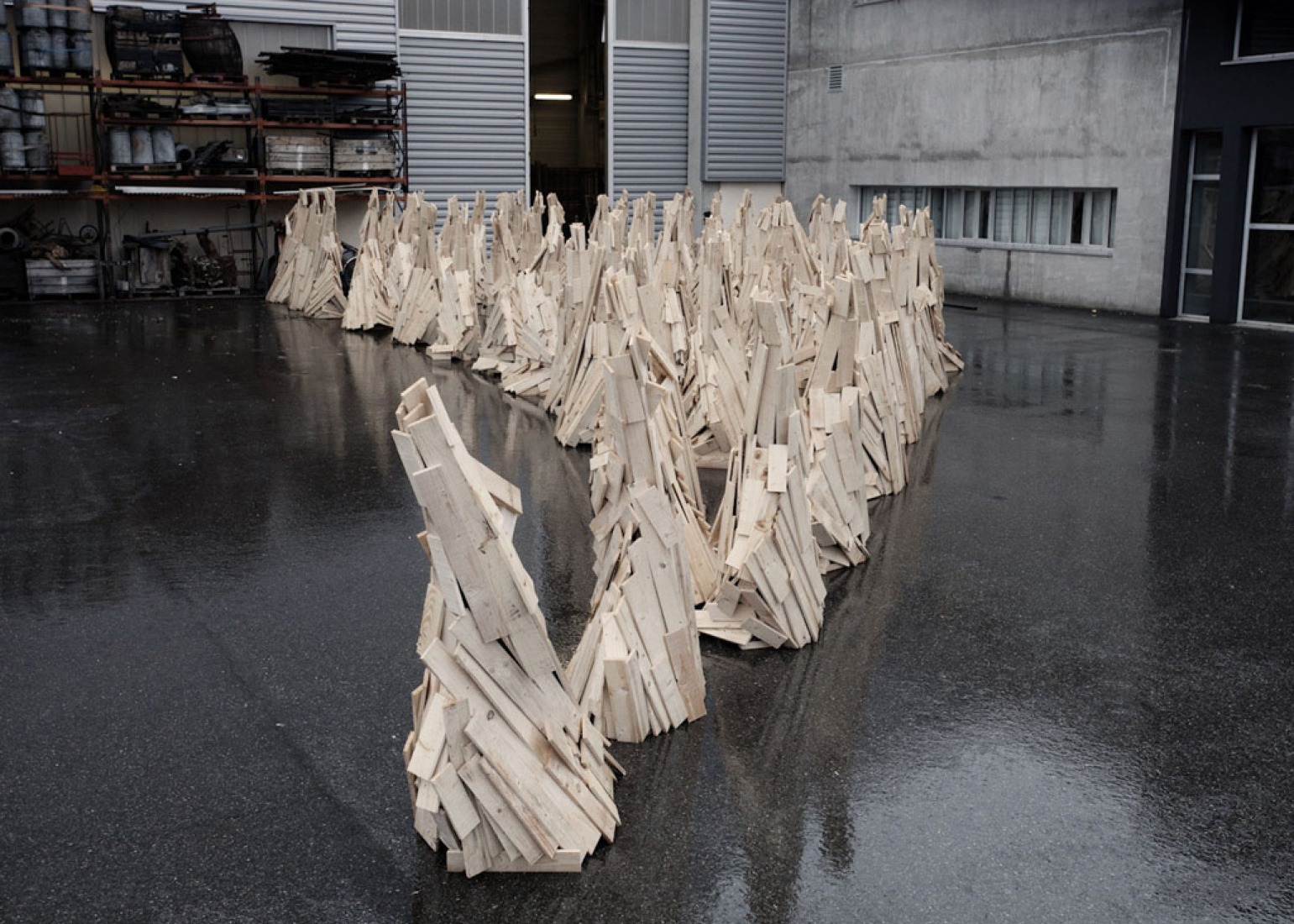 Les Premiers visiteurs by Francesca Bonesio and Nicolas Guiraud. Image courtesy of atelier 37.2.