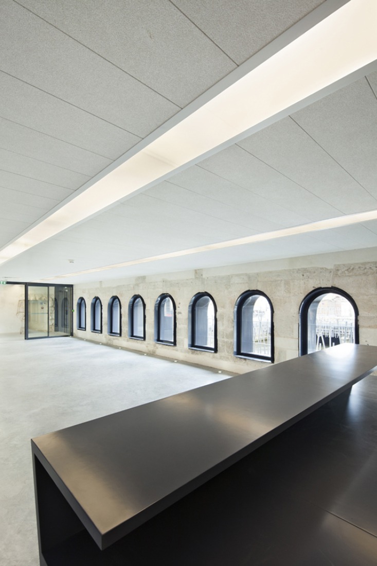 Detalle interior. Escuela de Música de Louviers por Opus 5 architectes. Fotografía © Luc Boegly.