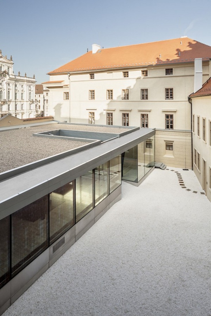 Hall de Entrada a la Galería Nacional de Praga por Josep Lluís Mateo. Fotografía © Adrià Goula.