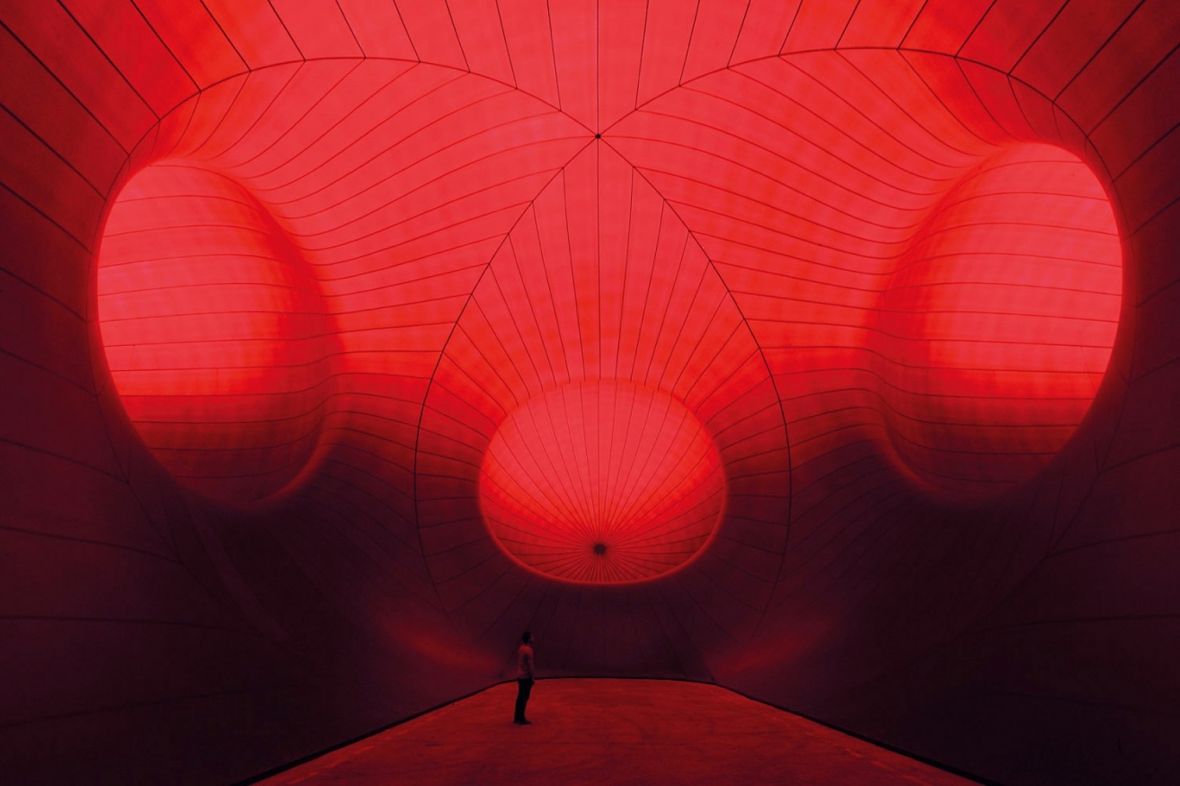 ANISH KAPOOR Monumenta 2011 Leviathan The Strength Of Architecture anish-kapoor-monumenta-2011-leviathan-the-strength-of-architecture
