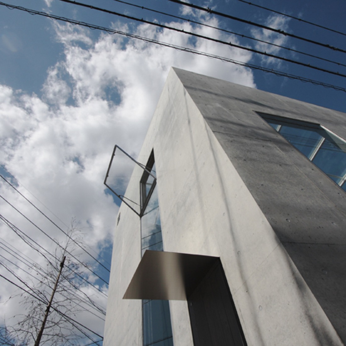 La casa sin tejado por Takasi Fujino / Ikimono Architects. Fotografía por Takashi Fujino, de Ikimono Architects.