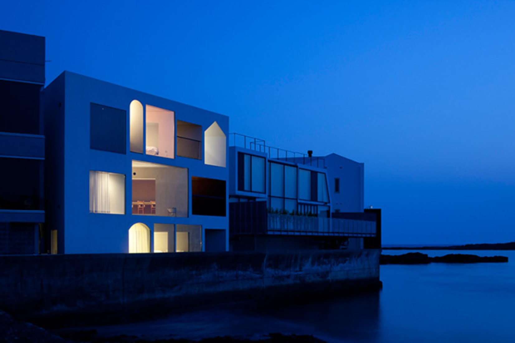 NOWHERE BUT SAJIMA, House by Yasutaka Yoshimura Architects. Photograph © Yasutaka Yoshimura Architects