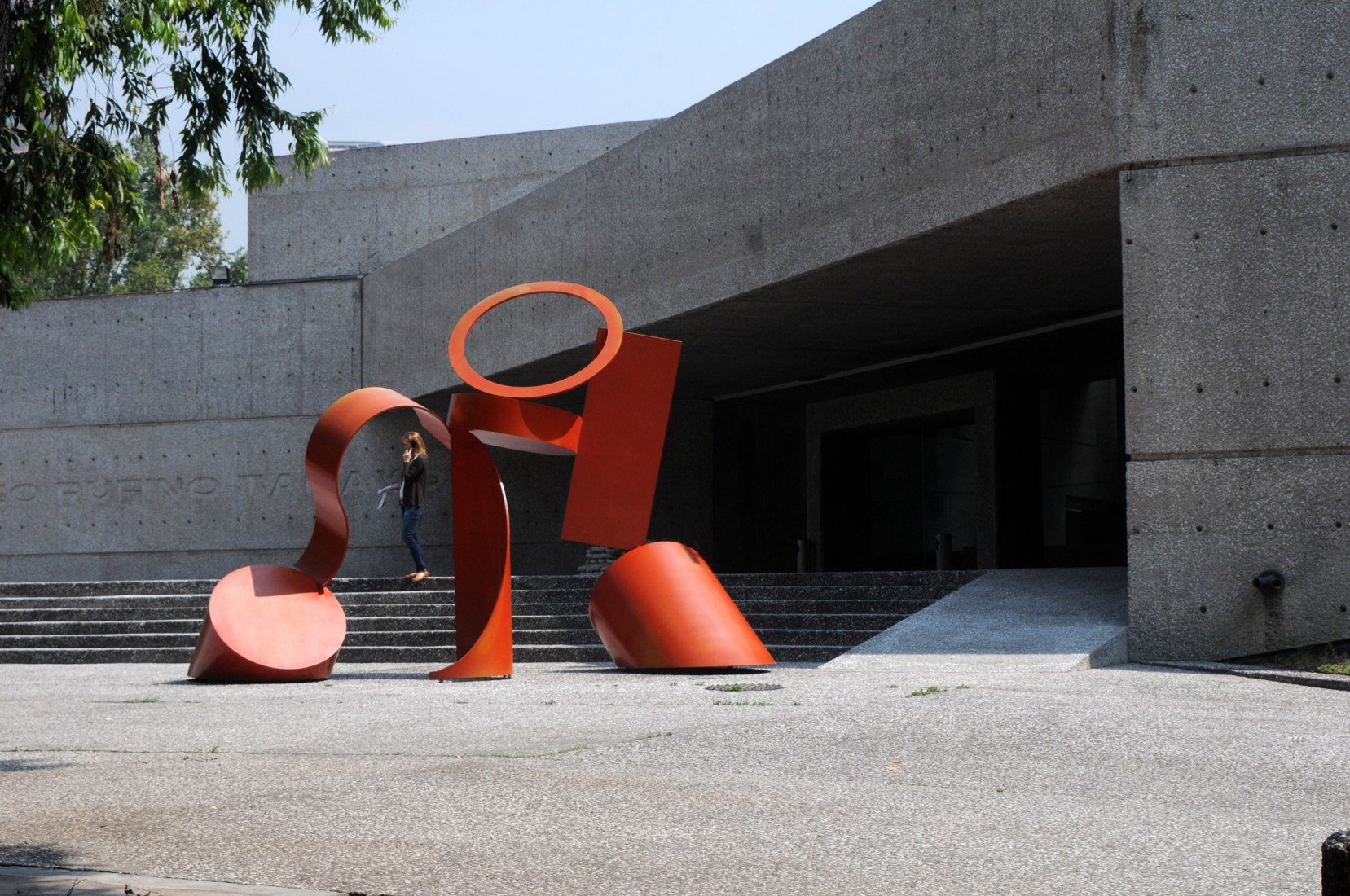 Museo Tamayo Arte Contemporáneo construído en 1981 por Teodoro González de León y Abraham Zabludovsky. Bosque de Chapultepec, México DF. Imagen cortesía de la Secretaría de Cultura de México