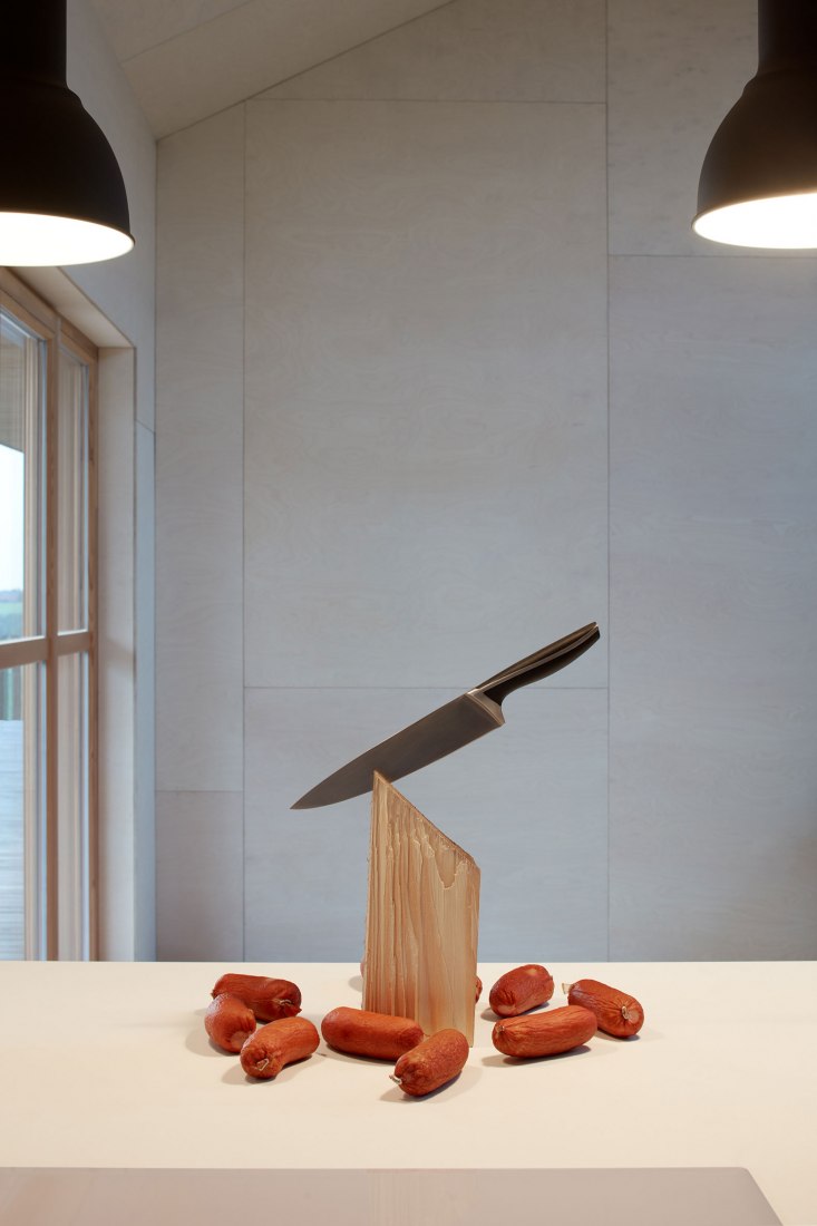 La casa del castaño por Valarch ateliér. Fotografía por Jakub Skokan y Martin Tůma / BoysPlayNice