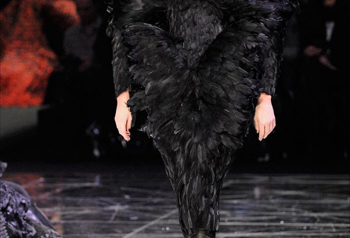 Alexander McQueen: Savage Beauty in London goes to London | The ...