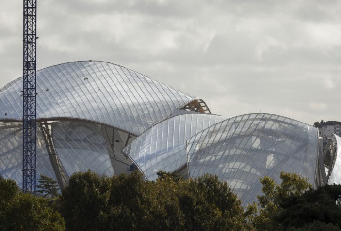 The new Foundation Louis Vuitton by Frank Gehry rises in Paris, The  Strength of Architecture