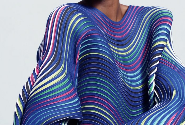 Clothing by baking it in an oven, by Issey Miyake | The Strength of ...
