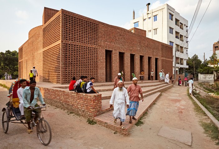 Bait Ur Rouf Mosque by Marina Tabassum | The Strength of Architecture ...