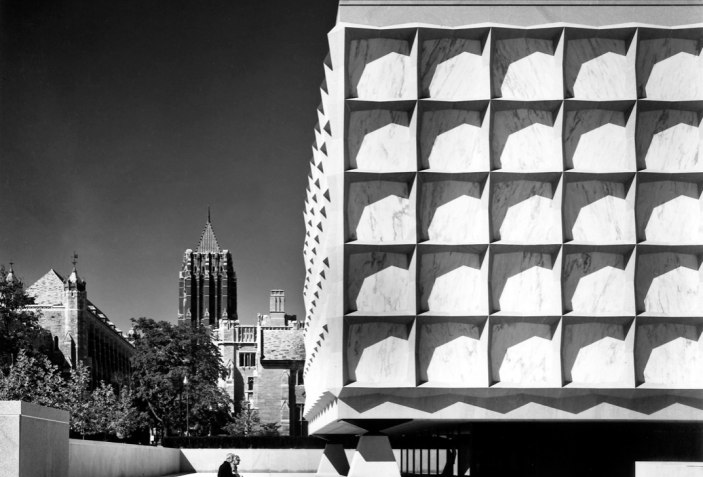Gallery Of Ad Classics Beinecke Rare Book And Manuscript Library Gordon Bunshaft Of Skidmore Owings Architecture Beautiful Library College Library