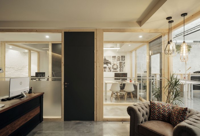 Invernadero por F5 Proyectos y Arquitectura. Fotografía por Luis Díaz Díaz. Invernadero por F5 Proyectos y Arquitectura. Fotografía por Luis Díaz Díaz.