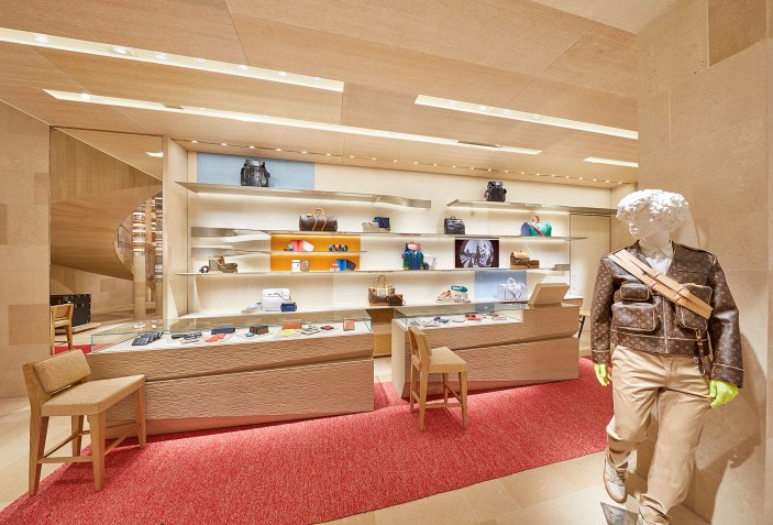 Louis Vuitton in New Bond Street by Peter Marino – Platform Architecture  and Design