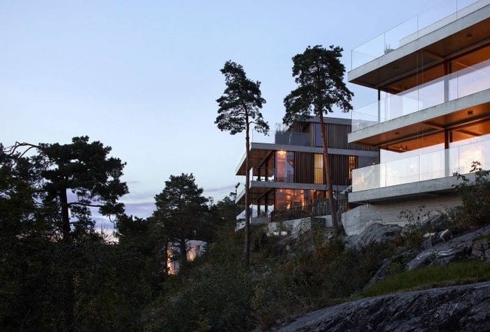 Image showcasing Between mountain and fjord views. Apartments in Von Øtkens vei by R21 ...