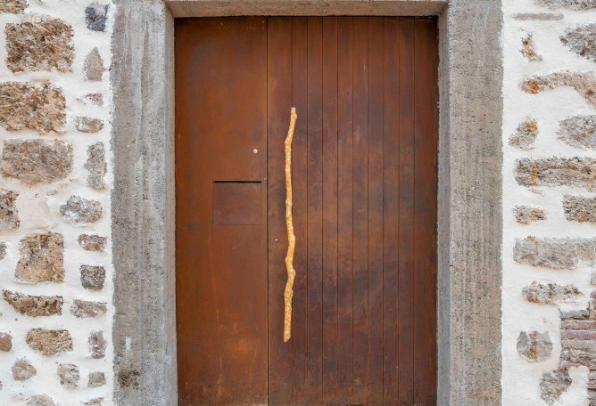 Casona en Nestares por Atelier Atlántico. Fotografía por Luis Asín.