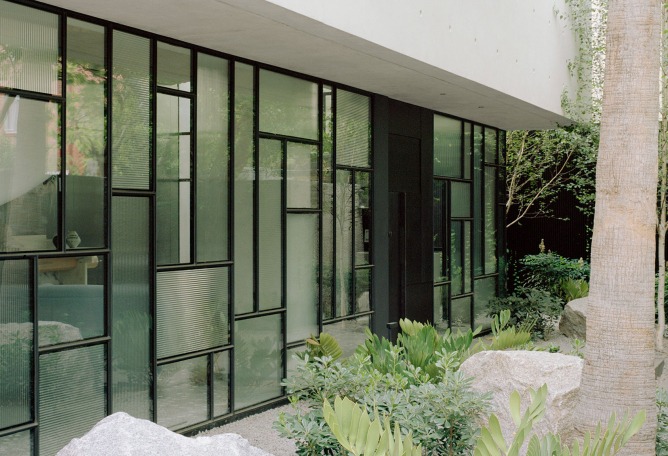 South Yarra House by Pandolfini Architects. Photograph by Rory Gardiner.