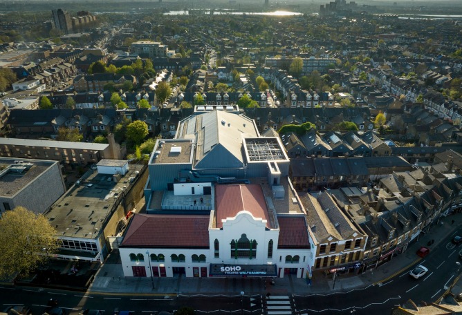 960-seat Soho Theatre Walthamstow by Pilbrow & Partners. Photograph by David Levene.