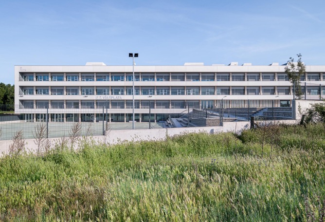 IES Vía de la Plata by ABLM Arquitectos. Photograph by Gabriel Gallegos Alonso.