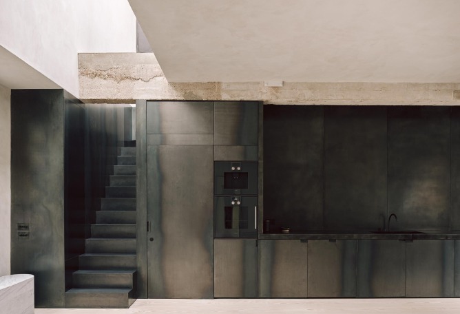 London loft apartment transformation by McLaren.Excell. Photograph by Michael Sinclair.