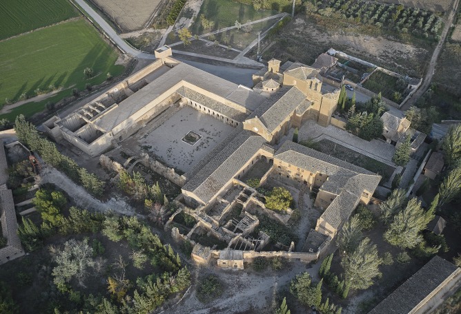 Intervention in the Royal Monastery of Santa Maria de Sijena by Pemán y Franco + Sebastián Arquitectos. Photograph by Iñaki Bergera.