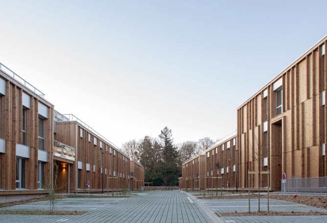 "Bois Harel" by Alta Architectes. Photograph by Gaëtan Chevrier.