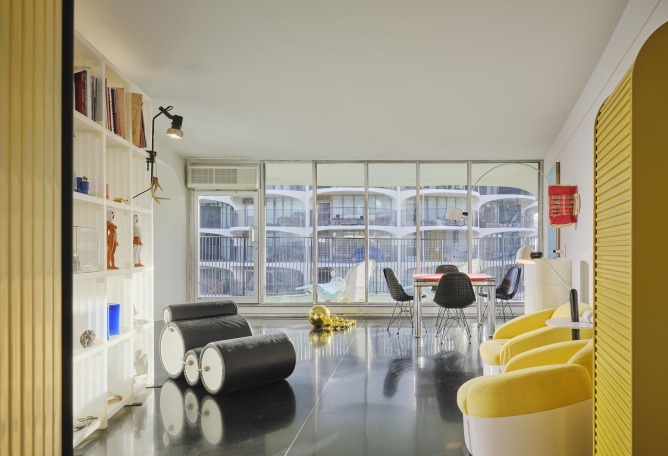 Renovation of an apartment in Marina City by MAS Studio. Photograph by Tom Harris. Renovation of an apartment in Marina City by MAS Studio. Photograph by Tom Harris.