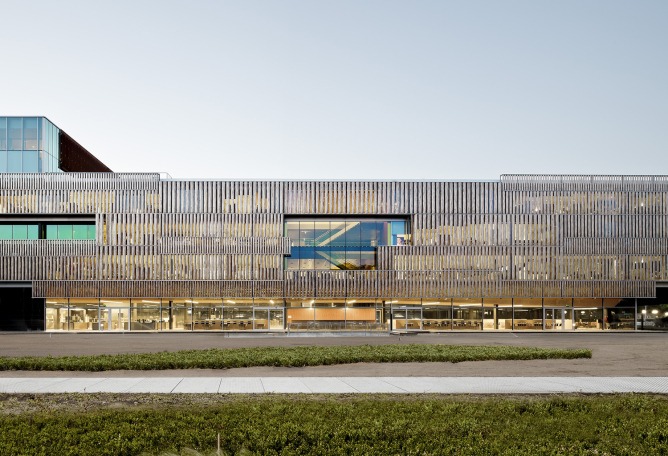 Nueva sede de PGGM. Josep Lluis Mateo. Fotografía por Adrià Goula Sardà.