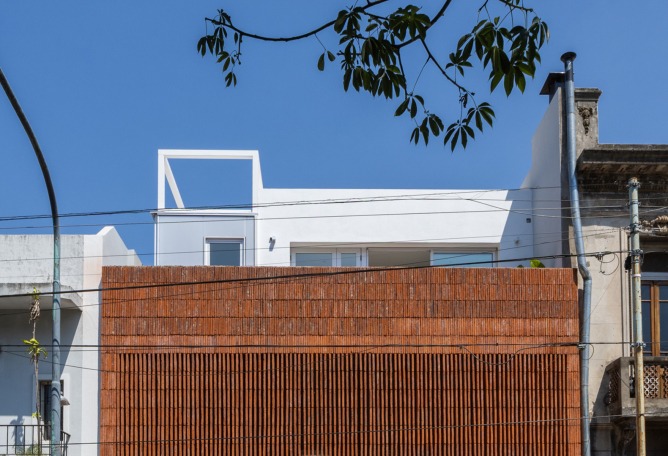 A1486, single-family home in Chacarita by Arqtipo. Photograph by Israel Caire.