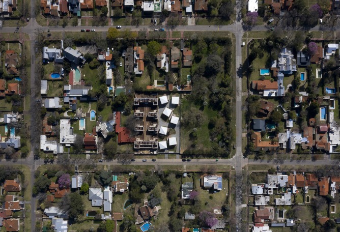 Viviendas Morrison por BBOA. Fotografía por Javier Agustín Rojas.