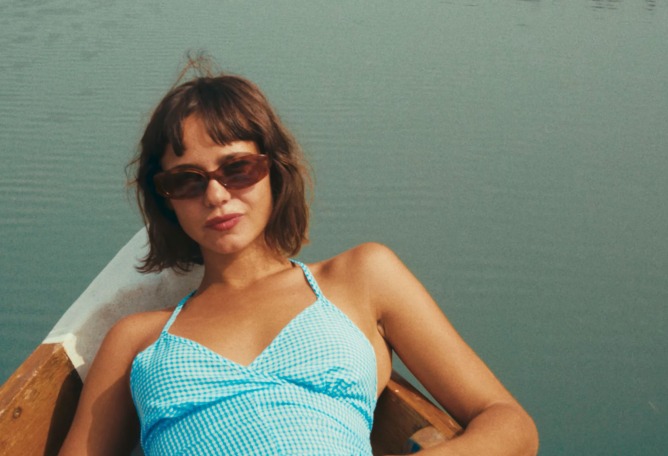 «Mi Amor» por Colectivo Da Silva y Anouck The Band.