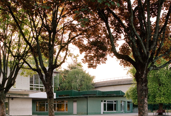 Nanteuil Primary School by Boman. Photograph by Antoine Séguin.