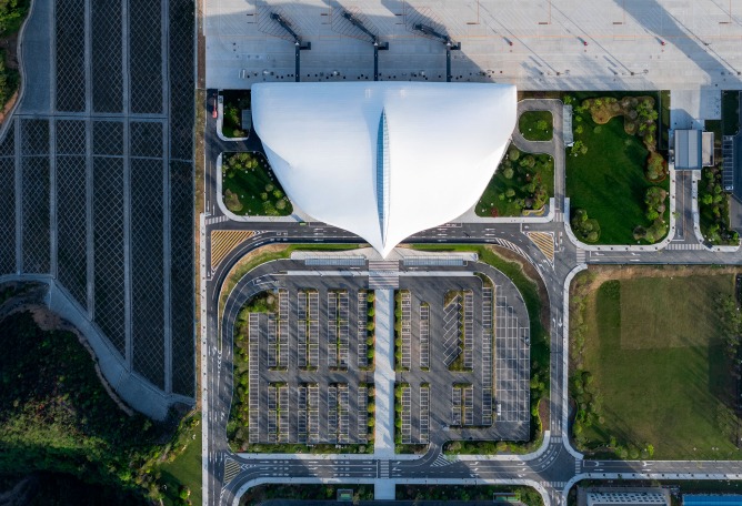 Aeropuerto de Lishui por MAD. Fotografía por CreatAR Images.