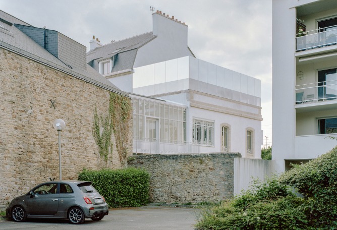 "Third Place Flow" by Office Zola architectes. Photograph by Maxime Delvaux.