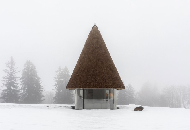 Hata-Mazanka by YOD Group. Photograph by Mykhailo Lukashuk.