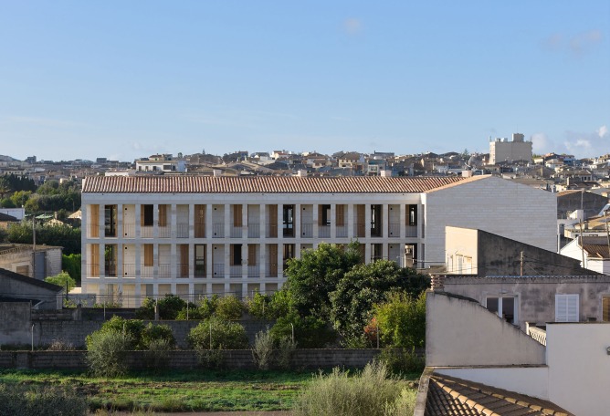 "10 VPP" by Javier Gavín + Juan Moreno + Siddartha Rodrigo + DATAAE. Photograph by Clara Torres González.