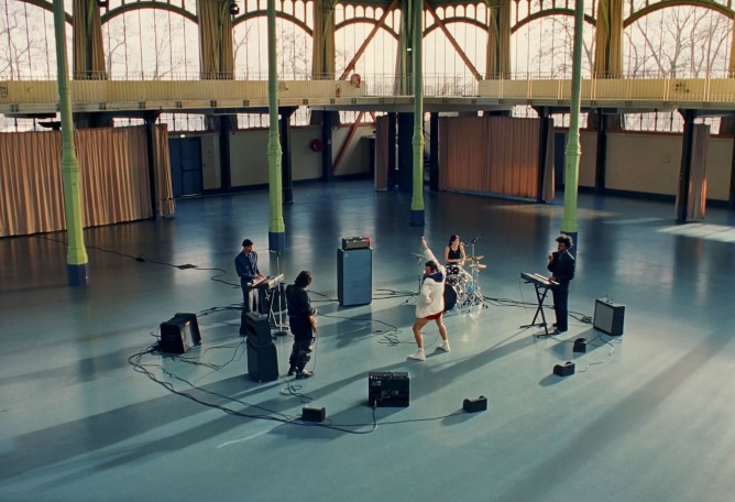 «Dance No More» por Harry Styles.