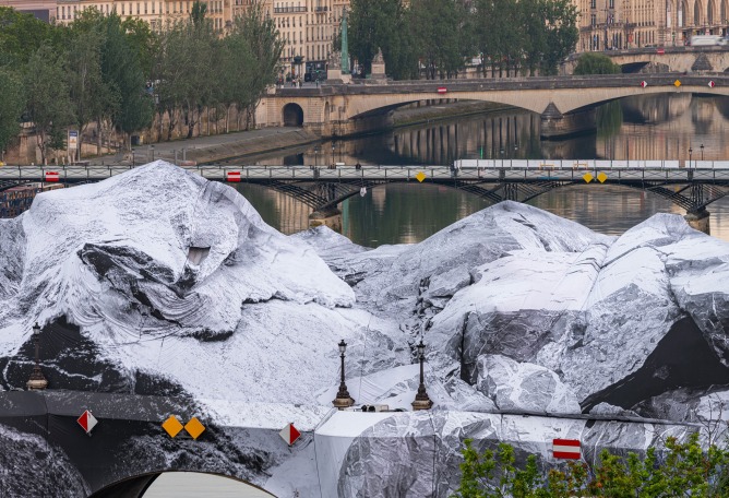 JR. "La Caverne du Pont Neuf". 2026. Photograph courtesy by Atelier JR.