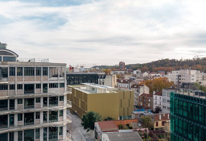 School complex Sophie Germain by Marjan Hessamfar and Joe Vérons. Photograph by Jean-François Tremege.