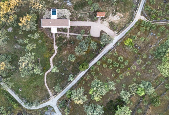 RJ House by Estudio Arquitectura Hago. Photograph by Gabriel Gallego.