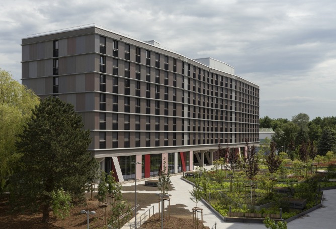 Federal University of Public Administration by Sauerbruch Hutton. Photograph by Jan Bitter.