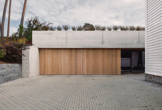 Pabellón Vækerøåsen por R21 Arkitekter. Fotografía por Ruben Ratkusic.