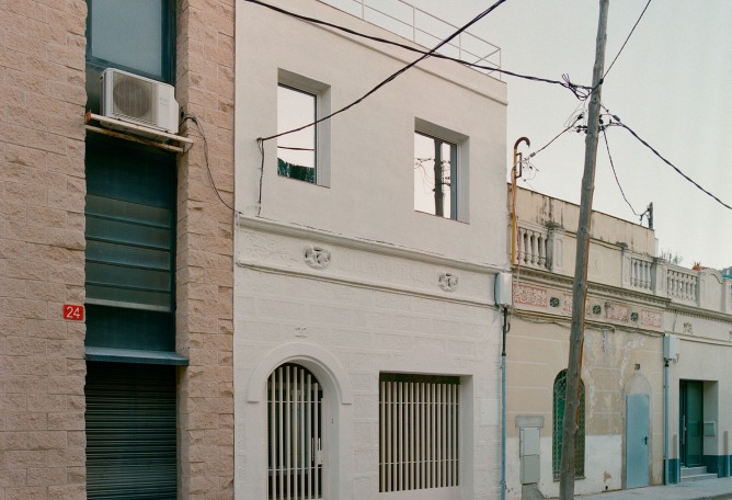 Villa V by Aramé Studio. Photograph by Bani Del Rio.