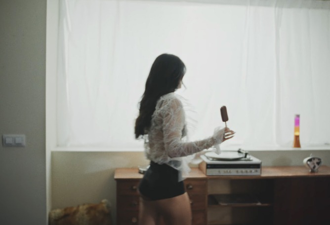 "g3lato y f3sta" by BEGOÑA.