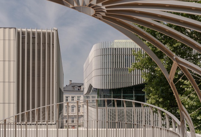 Mozarteum University at the Kurgarten (UMAK) by Berger+Parkkinen. Photograph by Ana Barros.