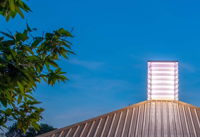 Bang Nong Saeng Kindergarten by Sarquella Torres Architects. Photograph by Beer Singnoi.