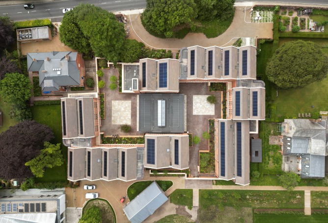 Primeras residencias femeninas en Winchester College por Stanton Williams. Fotografía por Jack Hobhouse.
