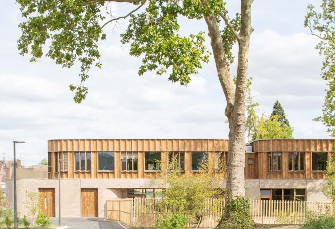 School in Marly by Archi5 + Bureau Face B. Photograph by Louis Duboys Fresney.