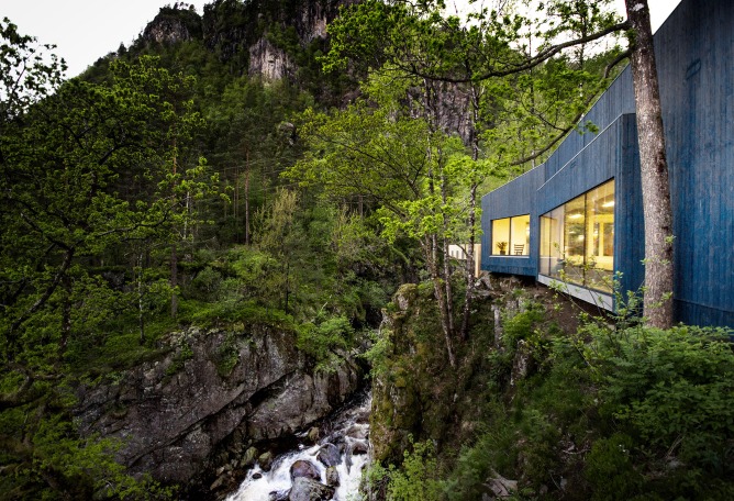 Exterior view. Salmon ladder at the Kvasfossen waterfall. Photograph © Tom Auger.