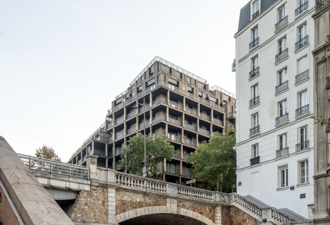 Etoffes de Tolbiac by Vincent Parreira-AAVP. Photograph by Luc Boegly.