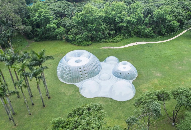 Pabellón multifuncional "Air Mountain" del Carnaval de Flores de Phoenix 2019 por Aether Architects. Fotografía por Zhang Chao.