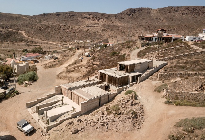 Casa Martha by Alfredo Navarro Tiznado. Photograph by Oscar Hernández Rodríguez.