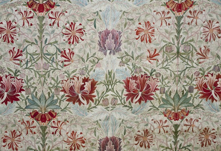 William Morris: The Leading Designer of the Arts and Crafts Movement